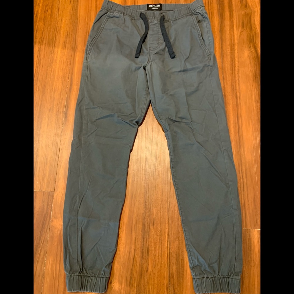 Men’s Levi Joggers